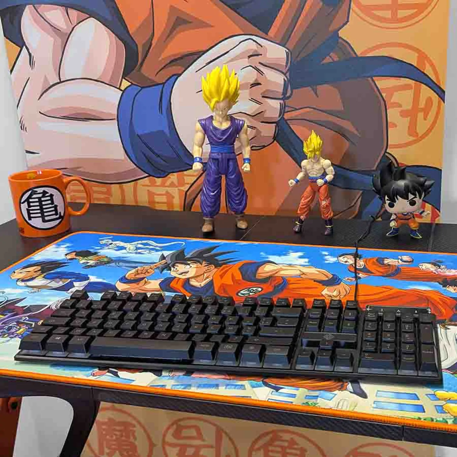 Dragon Ball Z Goku's Friends XXL nagyméretű egérpad termékfotó