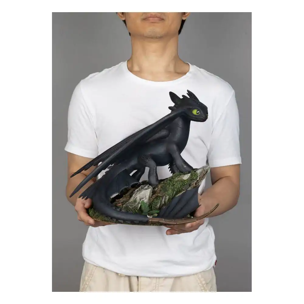 Dragons Master Craft Standing Toothless szobor figura 31 cm termékfotó