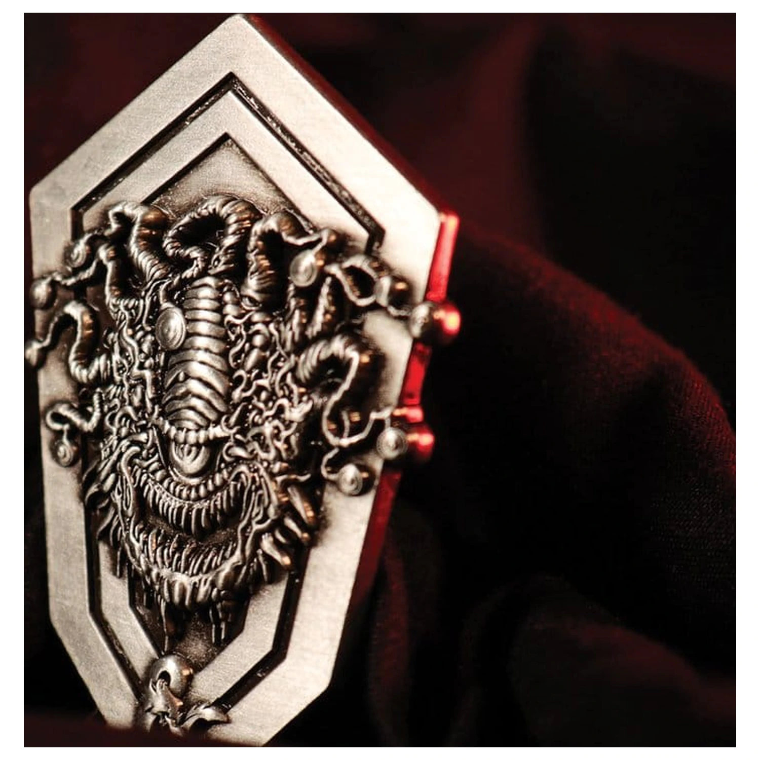 Dungeons & Dragons kitűző Beholder Limitált kiadás termékfotó