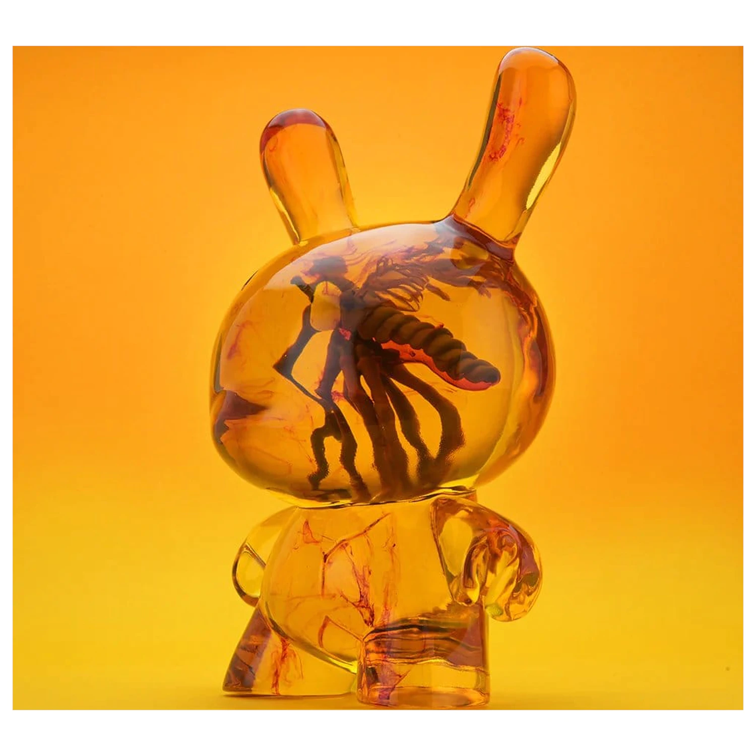 Dunny Art Toy gyanta figura Amber 20 cm termékfotó