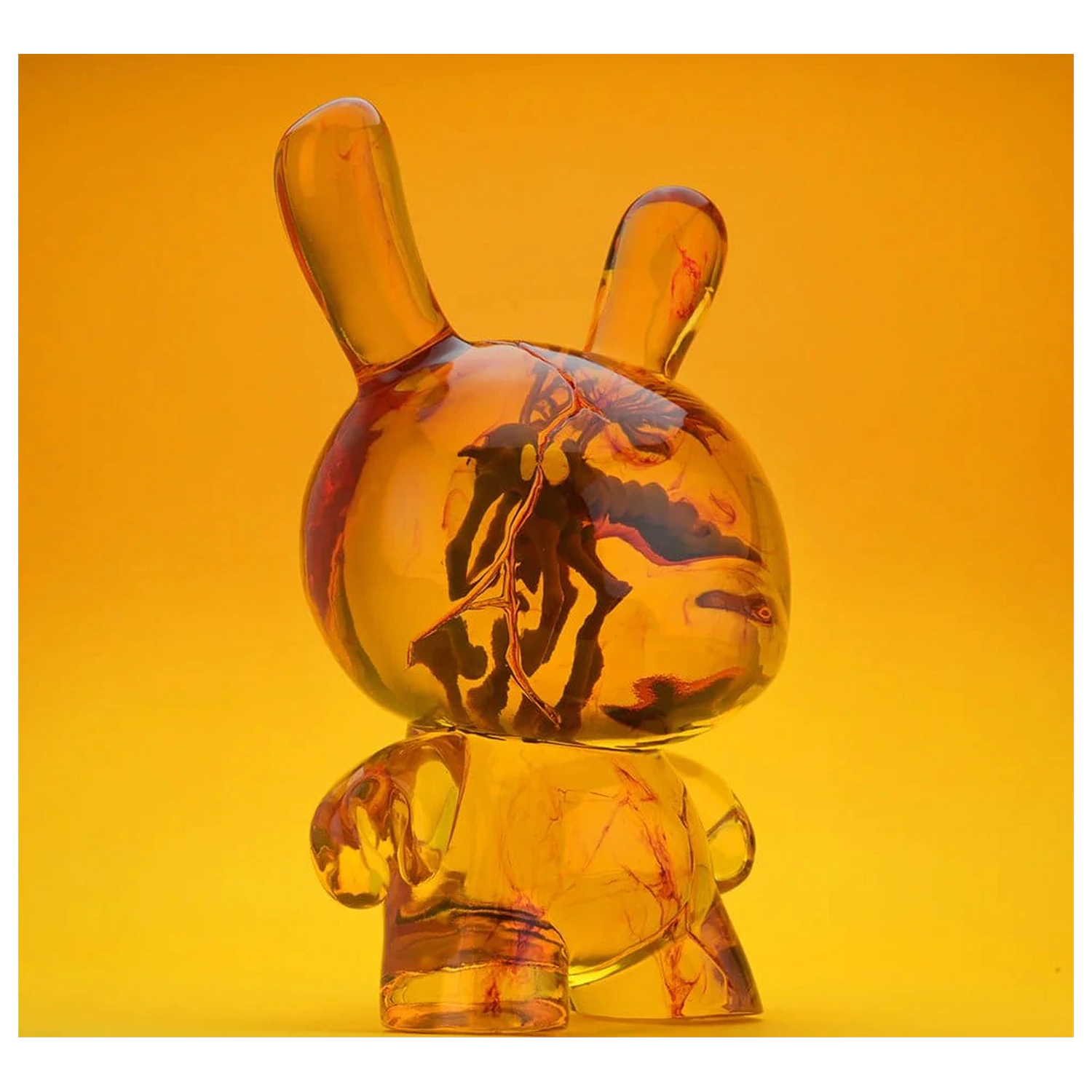 Dunny Art Toy gyanta figura Amber 20 cm termékfotó