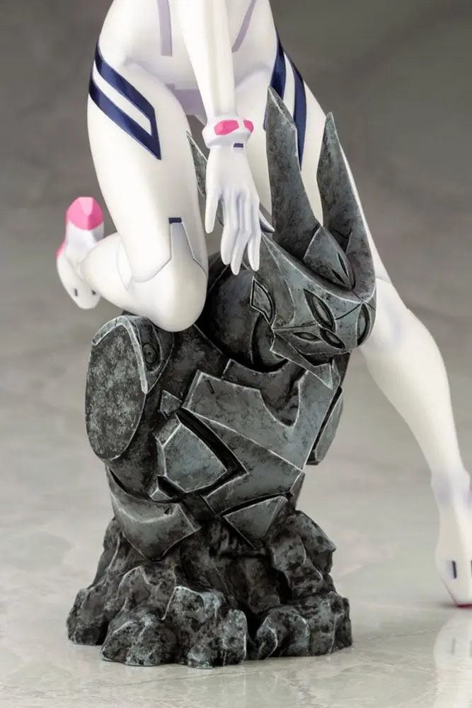 Evangelion 4 1/6 Mari Makinami Illustrious White Plugsuit Ver. PVC szobor figura 24 cm termékfotó