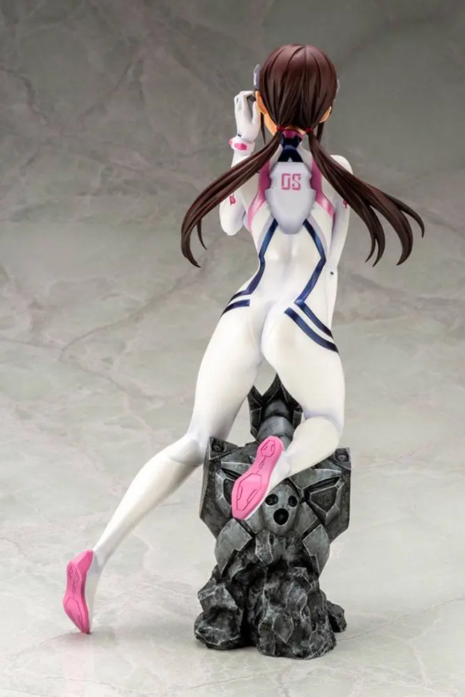 Evangelion 4 1/6 Mari Makinami Illustrious White Plugsuit Ver. PVC szobor figura 24 cm termékfotó