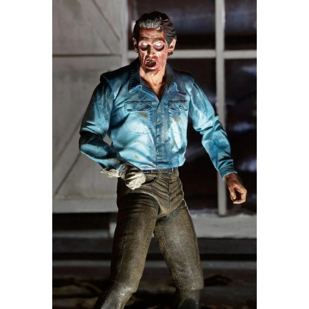 Evil Dead 2 Ash Ultimate figura 18cm termékfotó