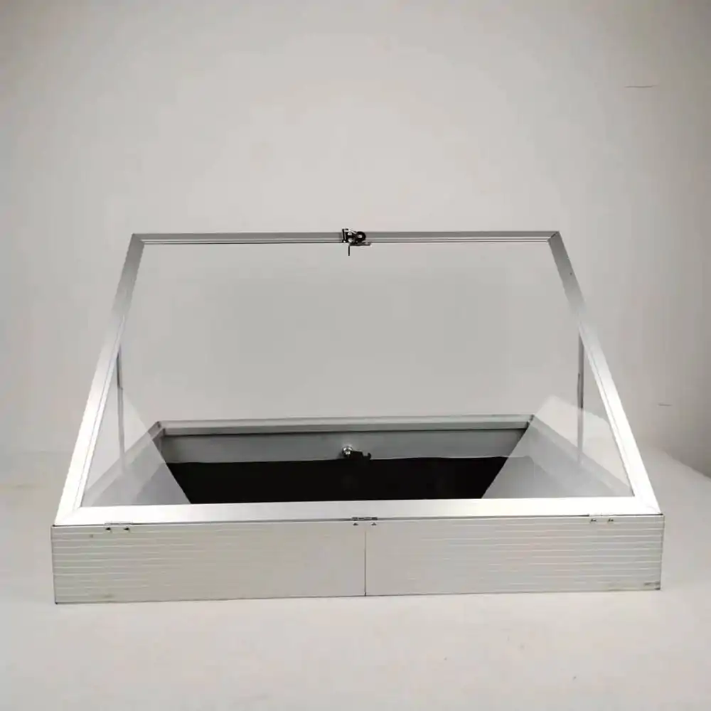 Evoretro Aluminum bemutató doboz vitrin termékfotó