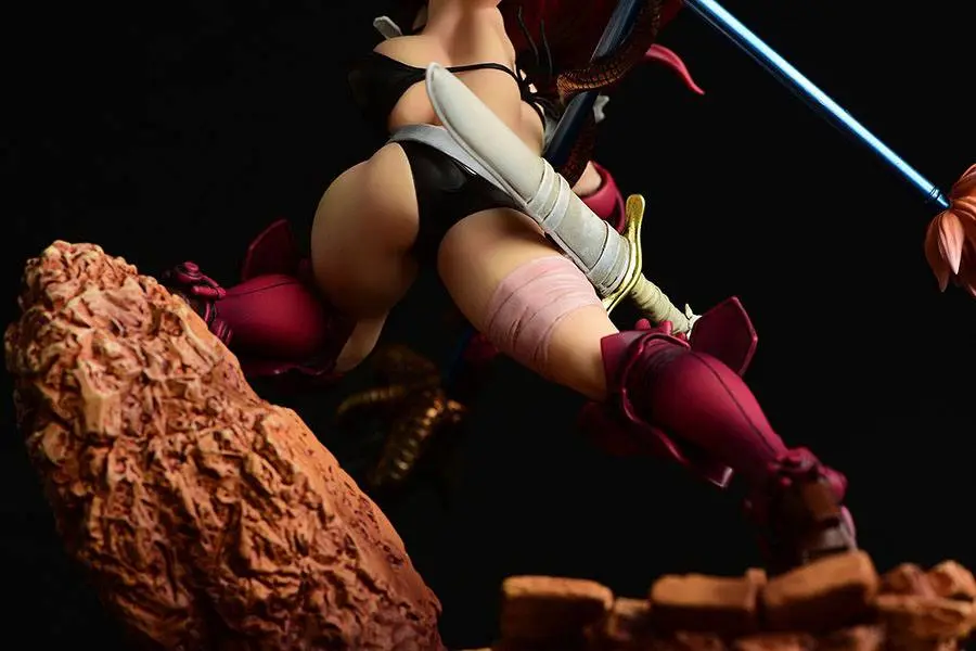 Fairy Tail 1/6 Erza Scarlet the Knight Ver. Another Color Crimson Armor szobor figura 31 cm termékfotó