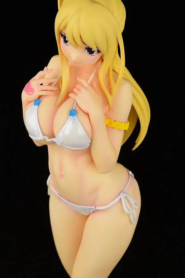 Fairy Tail 1/6 Lucy Heartfilia Swimsuit Pure in Heart PVC szobor figura 27 cm termékfotó