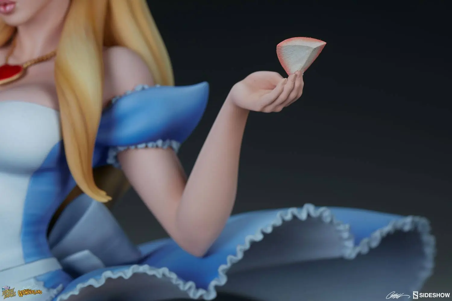 Fairytale Fantasies Collection Alice Csodaországban szobor figura 34 cm termékfotó