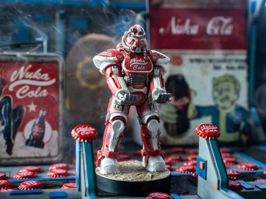 Fallout Nuka Cola Power Armour Cable Guy figura kontroller/telefon tartó termékfotó