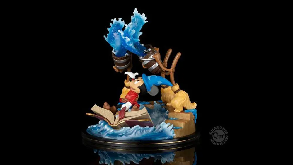 Fantasia Q-Fig Max Elite Sorcerer Mickey figura 12 cm termékfotó