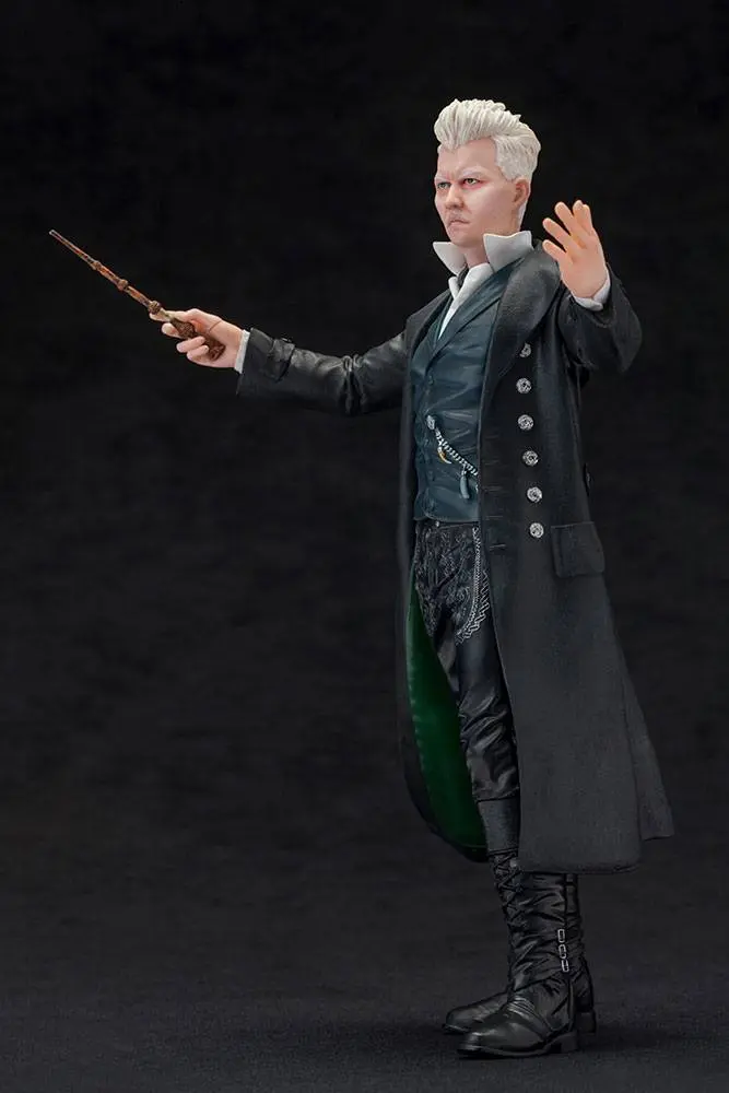 Fantastic Beasts  2 ARTFX+ 1/10 Gellert Grindelwald PVC szobor figura 18 cm termékfotó