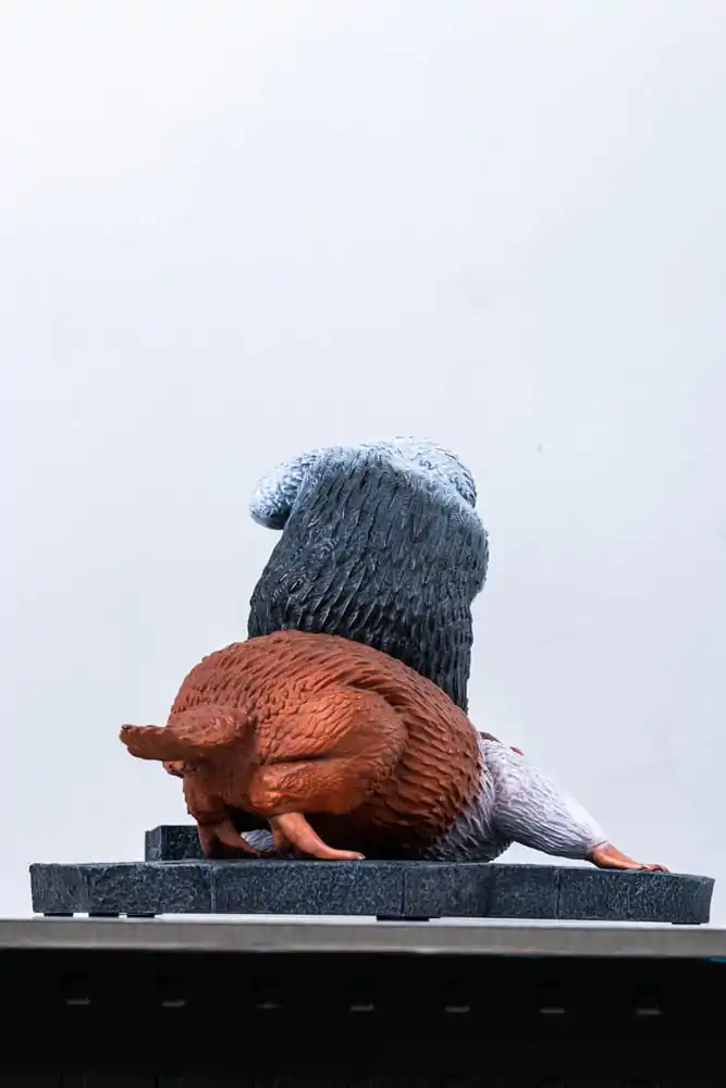 Fantastic Beasts Niffler 2 életnagyságú szobor figura 22 cm termékfotó