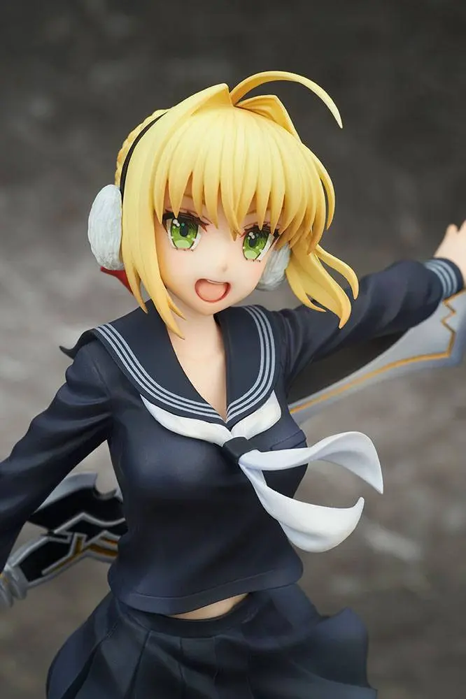 Fate/EXTELLA: Link 1/7 Nero Claudius Winter Roman Another Ver. PVC szobor figura 23 cm termékfotó