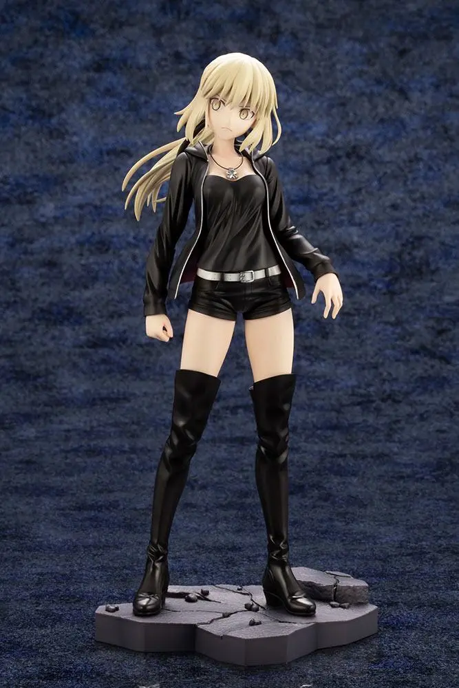 Fate/Grand Order 1/7 Saber / Altria Pendragon (Alter) Casual Ver. PVC szobor figura 24 cm termékfotó