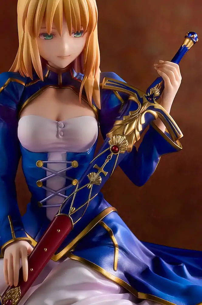 Fate/Grand Order 1/7 Saber Garden of Avalon PVC szobor figura 14 cm termékfotó