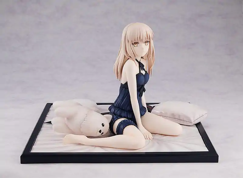 Fate/stay night: Heaven's Feel 1/7 Saber Alter: Babydoll Dress Ver. PVC szobor figura 15 cm termékfotó