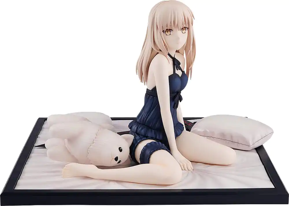 Fate/stay night: Heaven's Feel 1/7 Saber Alter: Babydoll Dress Ver. PVC szobor figura 15 cm termékfotó