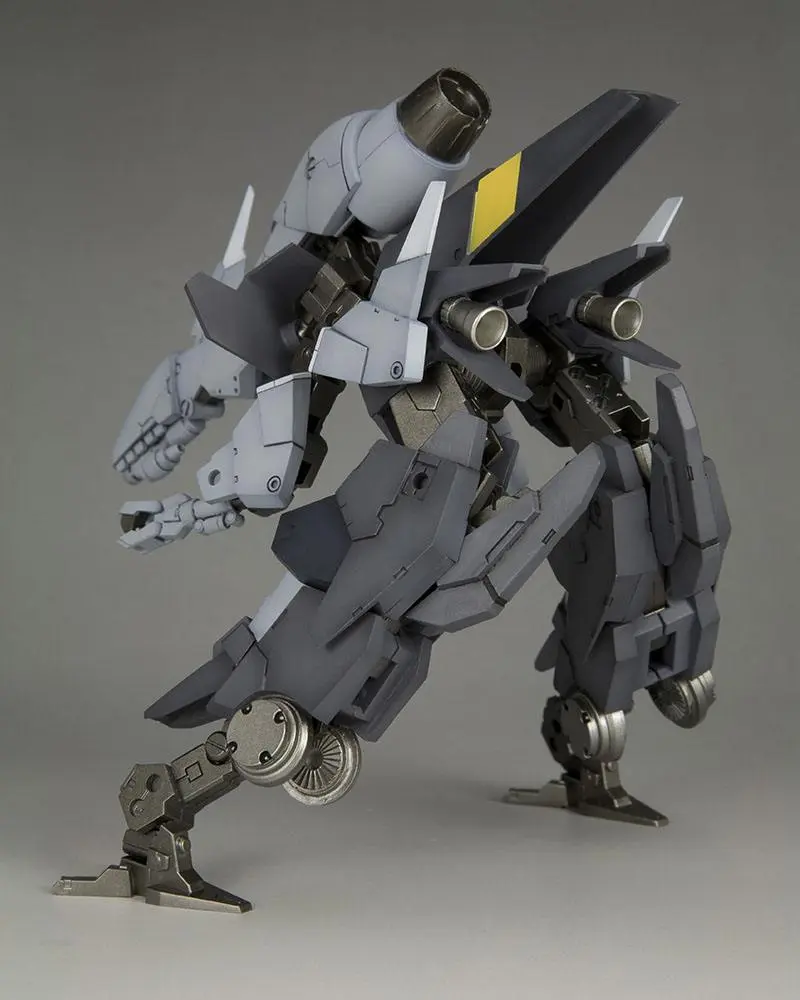 Frame Arms 1/100 NSG-25y STRAUSS Műanyag modell készlet 15 cm termékfotó