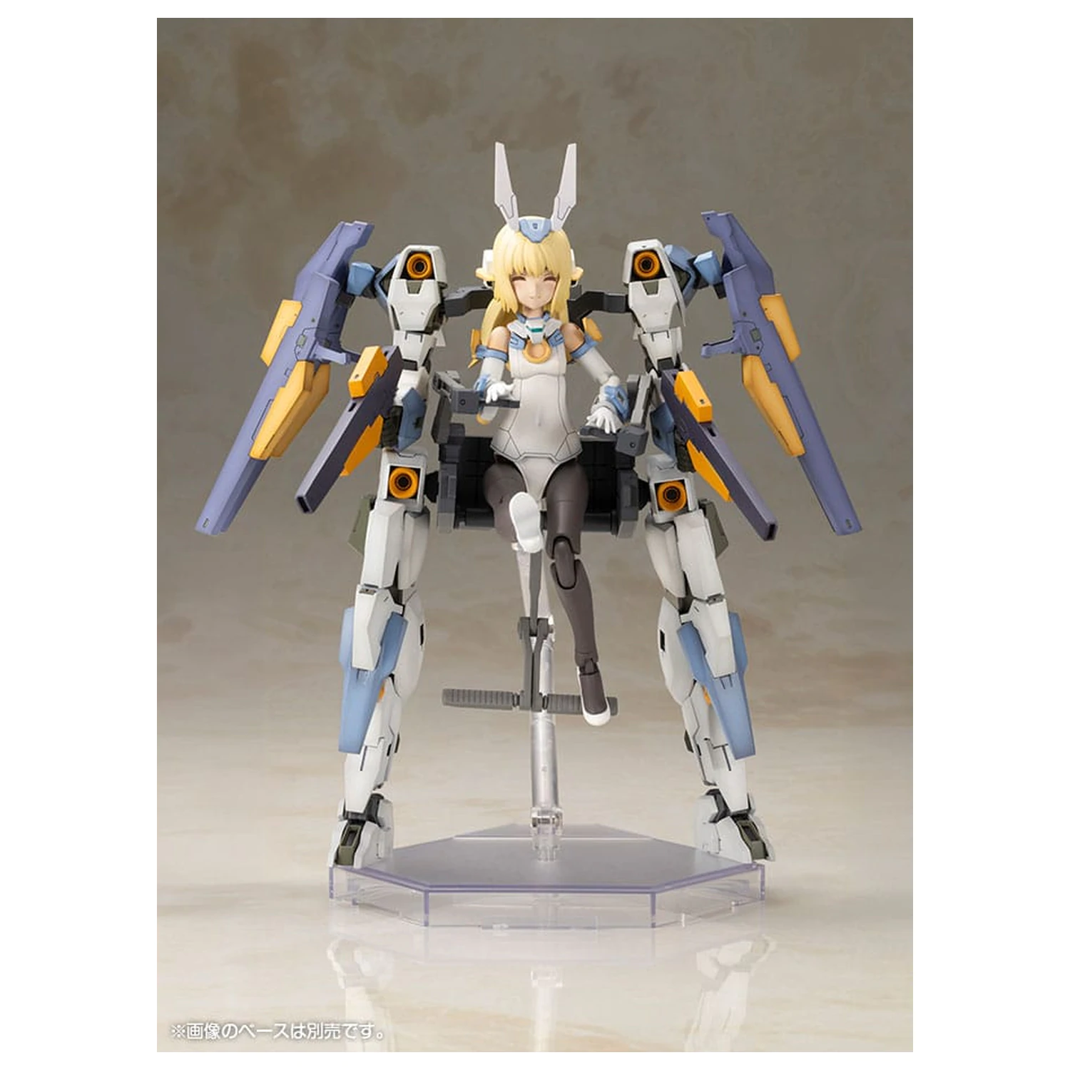 Frame Arms Girl Baselard with Exosuit Baselard Műanyag modell készlet 19 cm   termékfotó