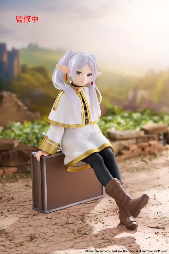 Frieren: Beyond Journey&#039;s End Desktop Cute Figure Frieren Trunk Case PVC szobor figura Ver. 13 cm termékfotó
