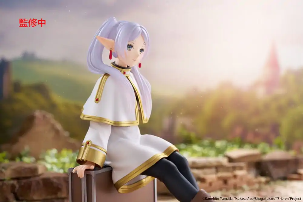 Frieren: Beyond Journey&#039;s End Desktop Cute Figure Frieren Trunk Case PVC szobor figura Ver. 13 cm termékfotó
