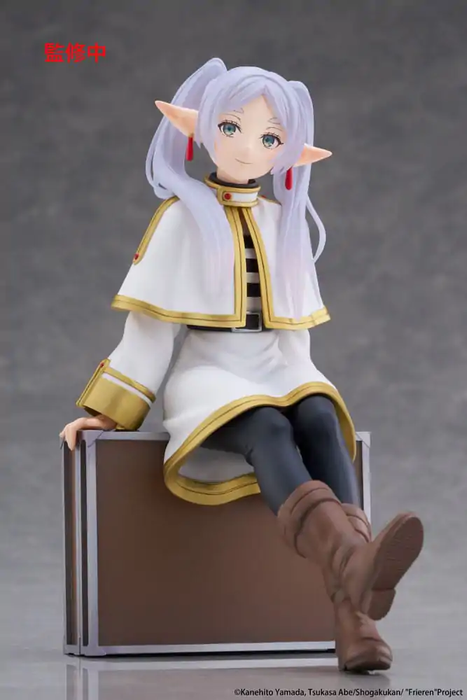 Frieren: Beyond Journey&#039;s End Desktop Cute Figure Frieren Trunk Case PVC szobor figura Ver. 13 cm termékfotó