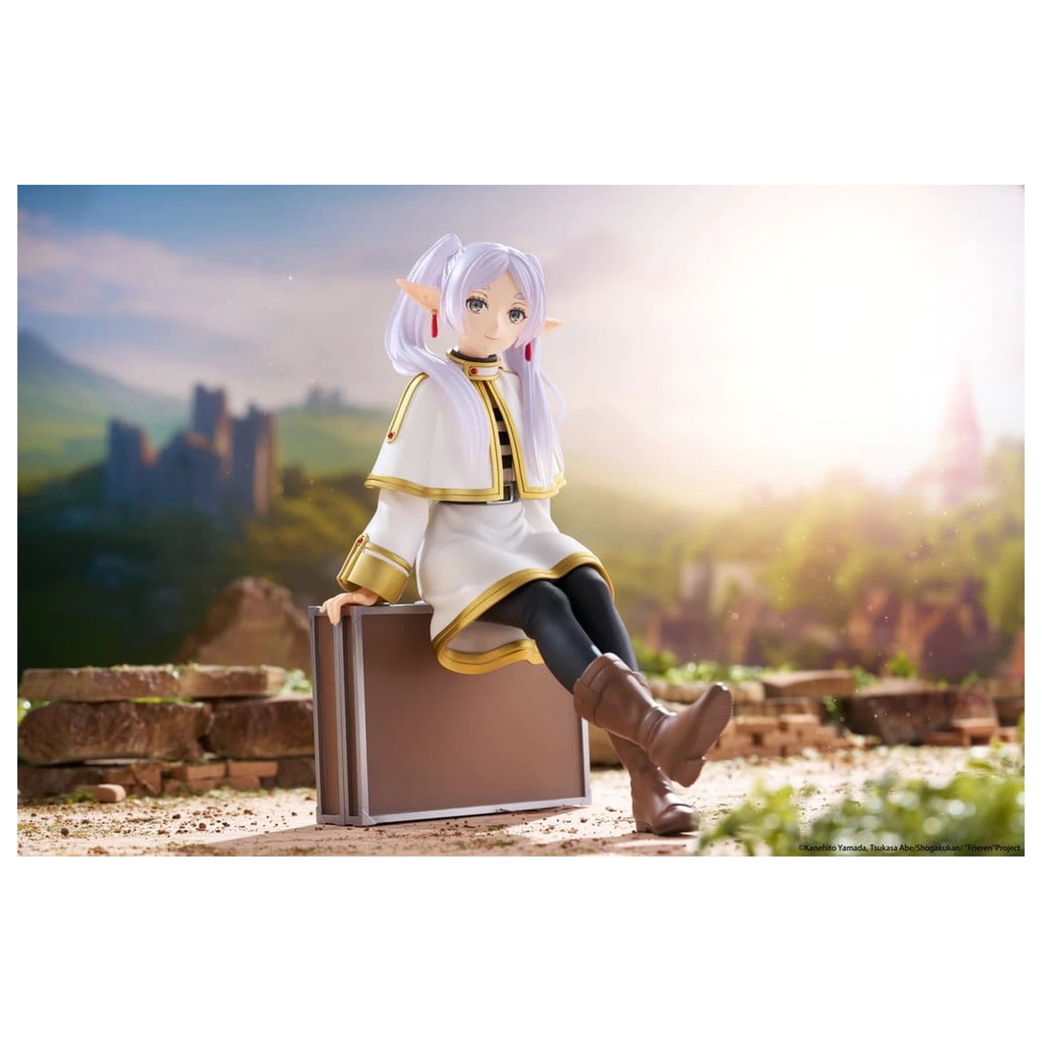 Frieren: Beyond Journey's End Desktop Cute Frieren (Trunk Case Ver.) Reissue PVC figura 13 cm termékfotó