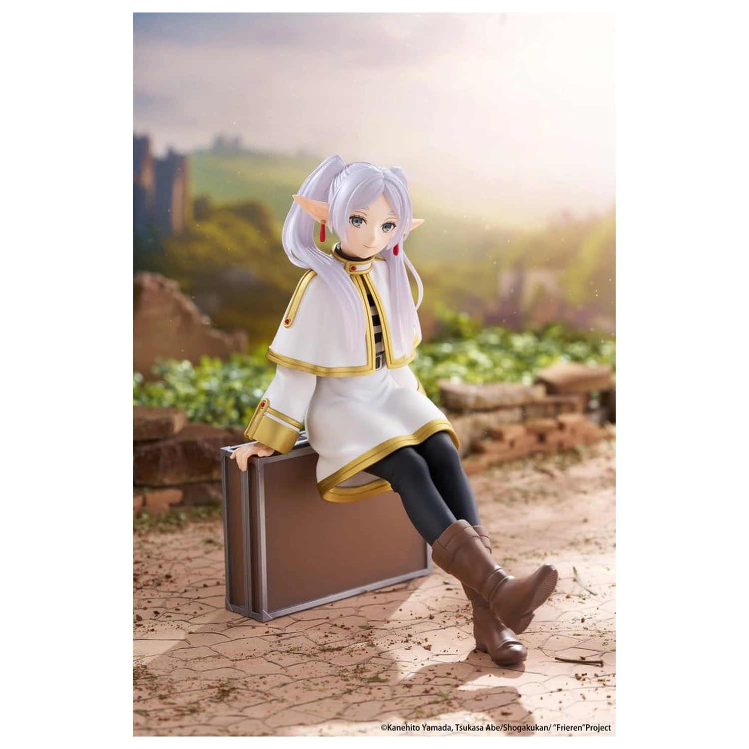Frieren: Beyond Journey's End Desktop Cute Frieren (Trunk Case Ver.) Reissue PVC figura 13 cm termékfotó
