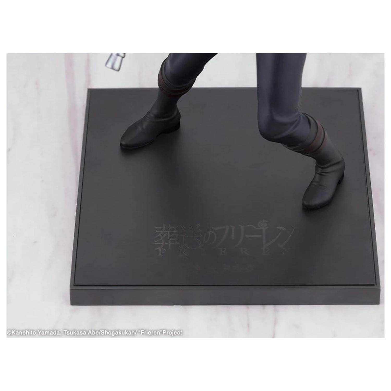 Frieren: Beyond Journey's End Oshi Works Stark szobor figura 25 cm  termékfotó