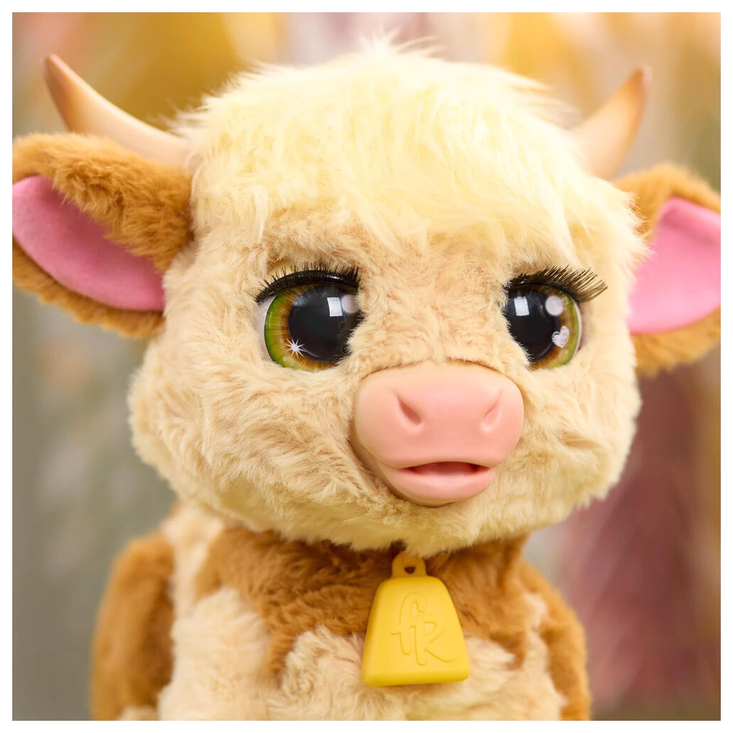 FurReal Maggie the Cow interaktív plüss termékfotó