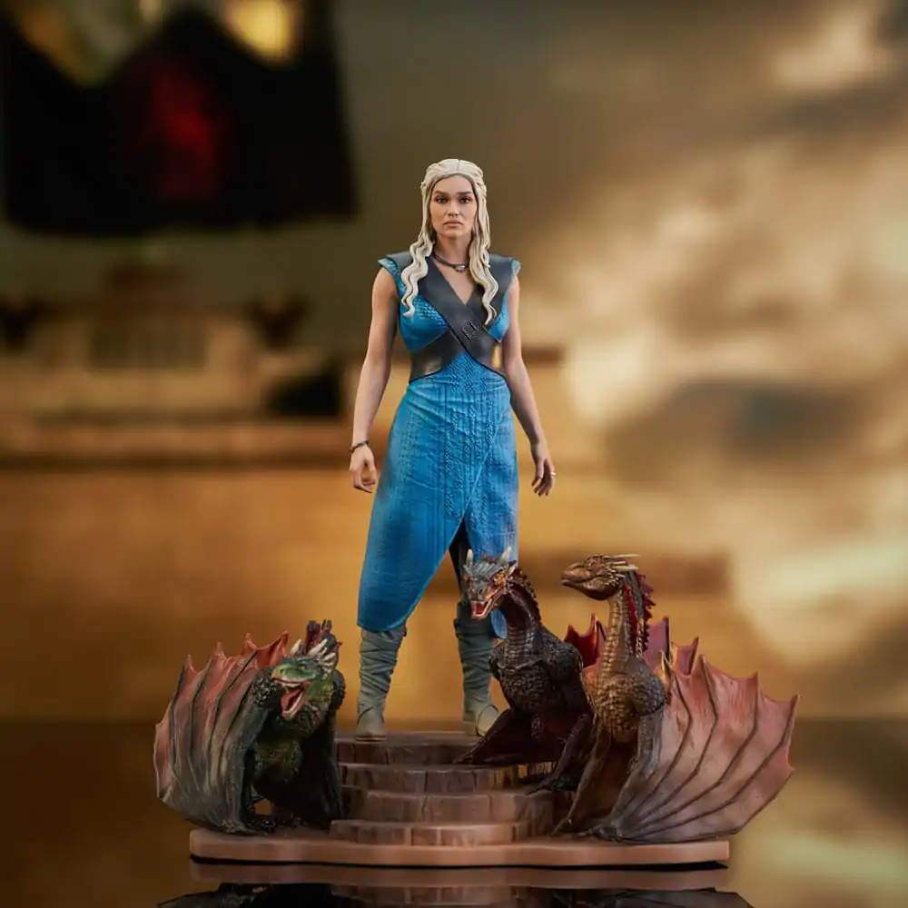 Game of Thrones Deluxe Gallery Daenerys Targaryen PVC szobor figura 24 cm termékfotó