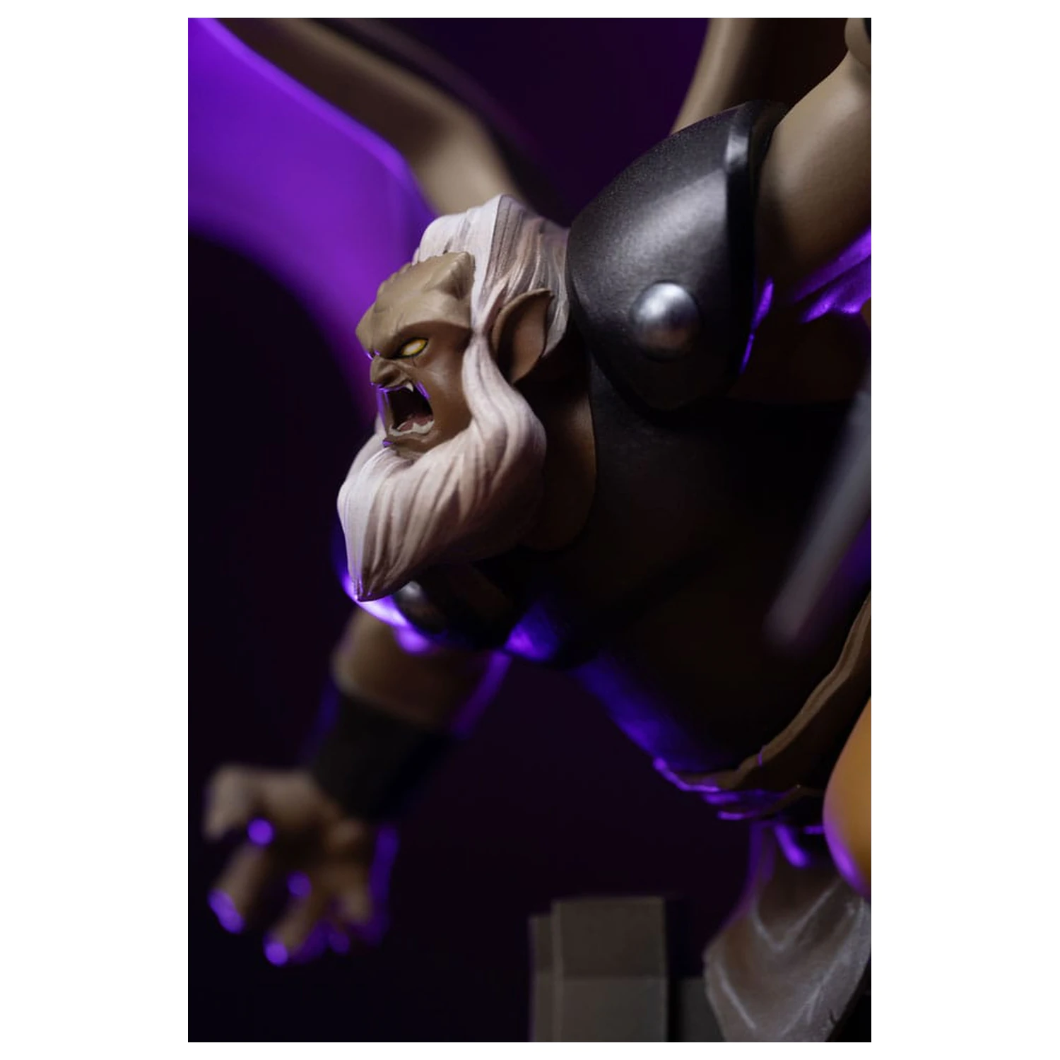 Gargoyles Art Scale 1/10 Hudson szobor figura 33 cm       termékfotó