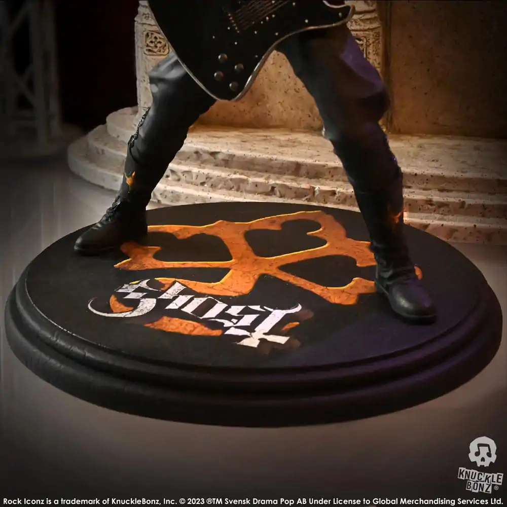 Ghost Rock Iconz Statue 1/9 Nameless Ghoul II (Black Guitar) 22 cm termékfotó