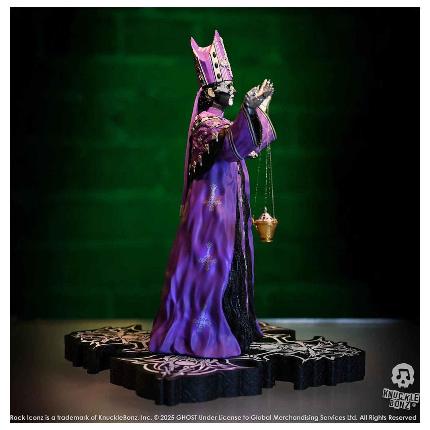 Ghost Rock Iconz Papa V Perpetua Purple Robes szobor figura 22 cm termékfotó