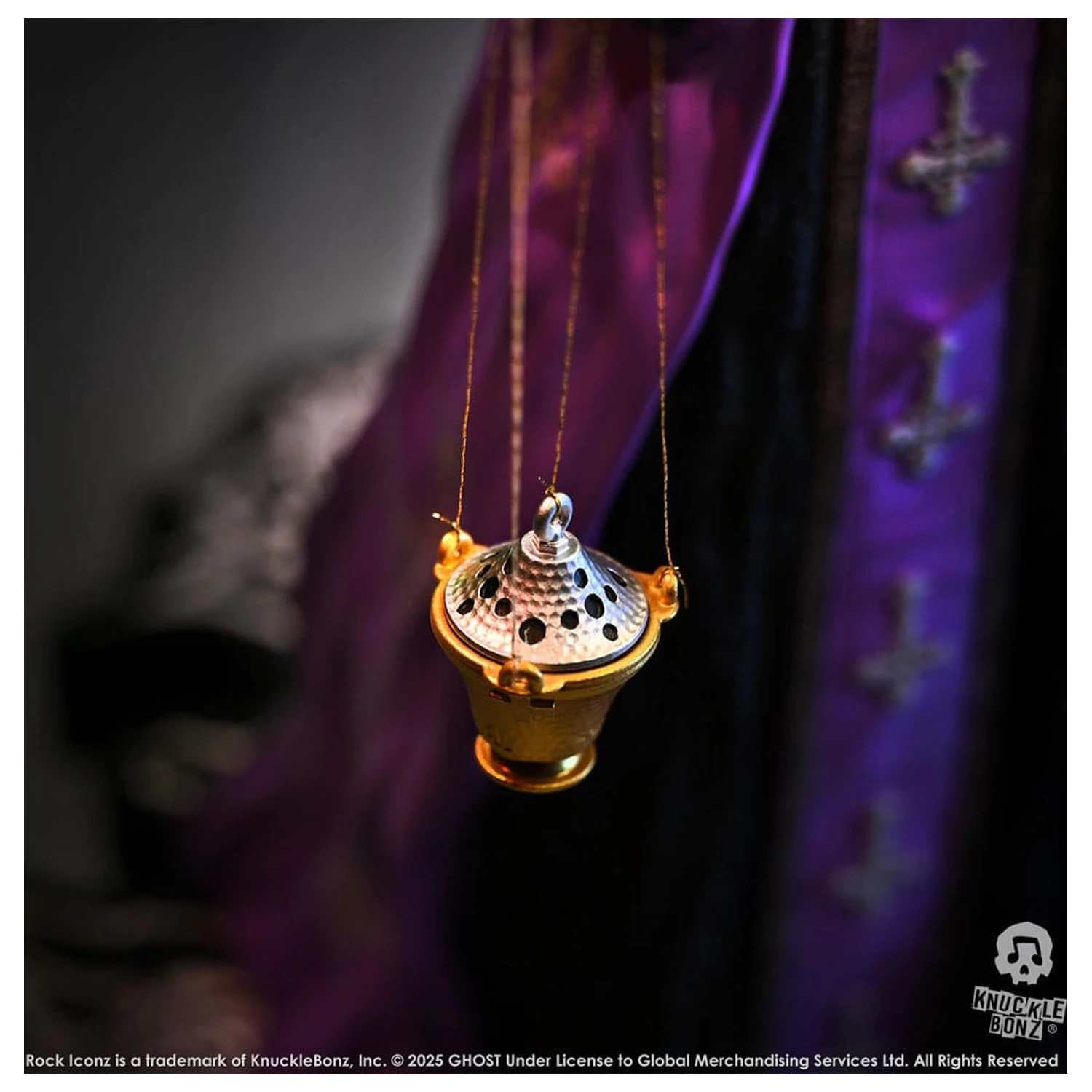 Ghost Rock Iconz Papa V Perpetua Purple Robes szobor figura 22 cm termékfotó