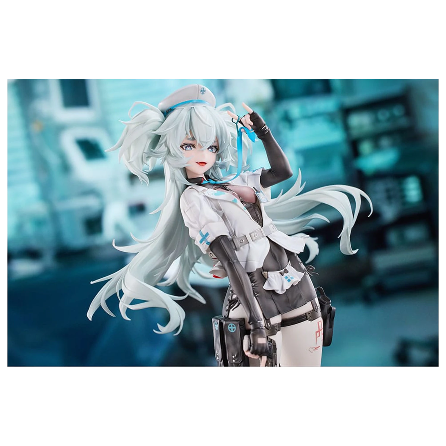 Girls´ Frontline 2: Exilium Florence 1/6 Enchanting White Feather PVC szobor figura 26 cm     termékfotó
