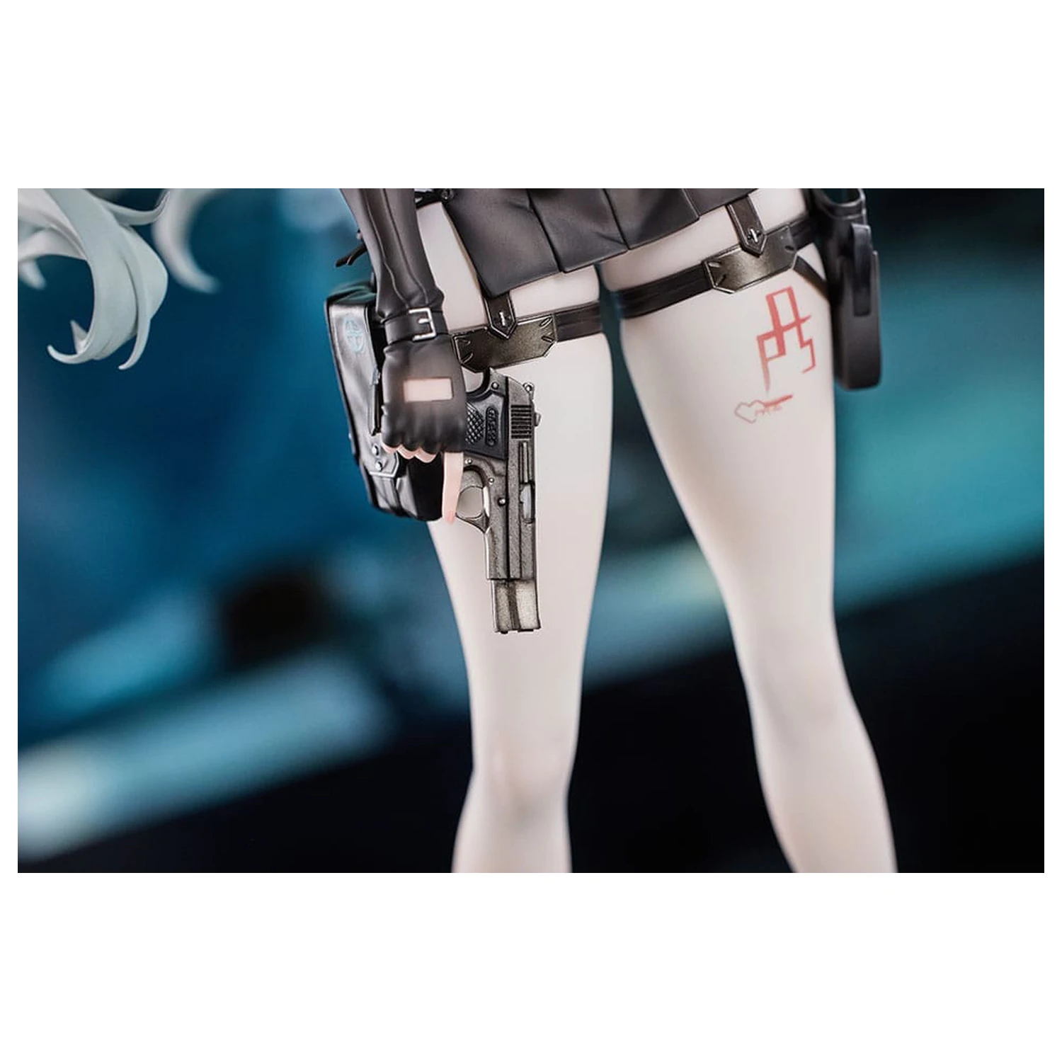 Girls´ Frontline 2: Exilium Florence 1/6 Enchanting White Feather PVC szobor figura 26 cm     termékfotó