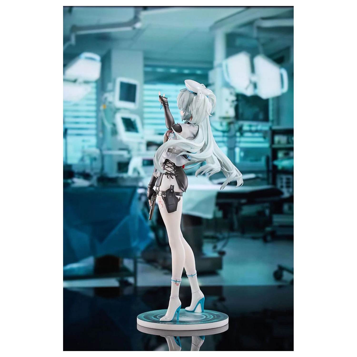 Girls´ Frontline 2: Exilium Florence 1/6 Enchanting White Feather PVC szobor figura 26 cm     termékfotó