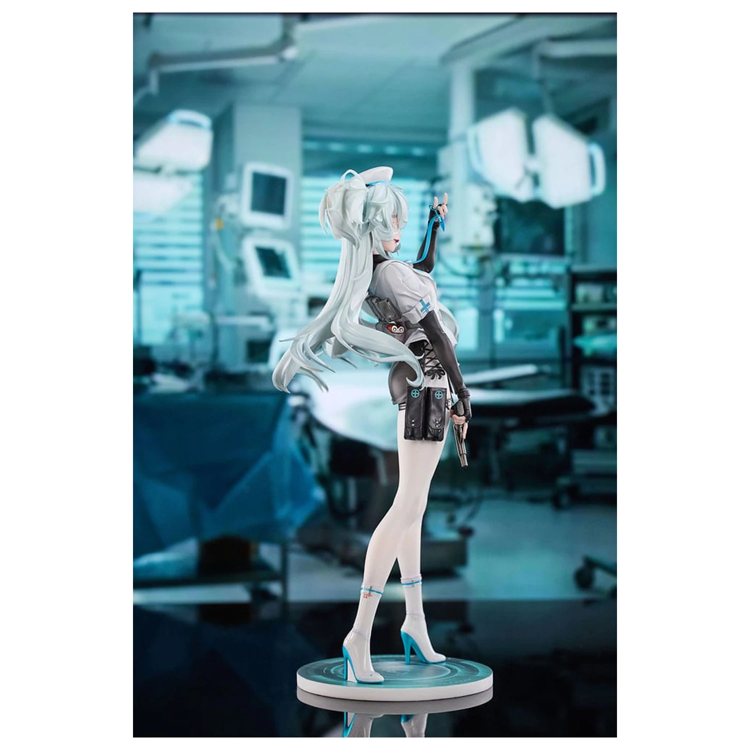 Girls´ Frontline 2: Exilium Florence 1/6 Enchanting White Feather PVC szobor figura 26 cm     termékfotó