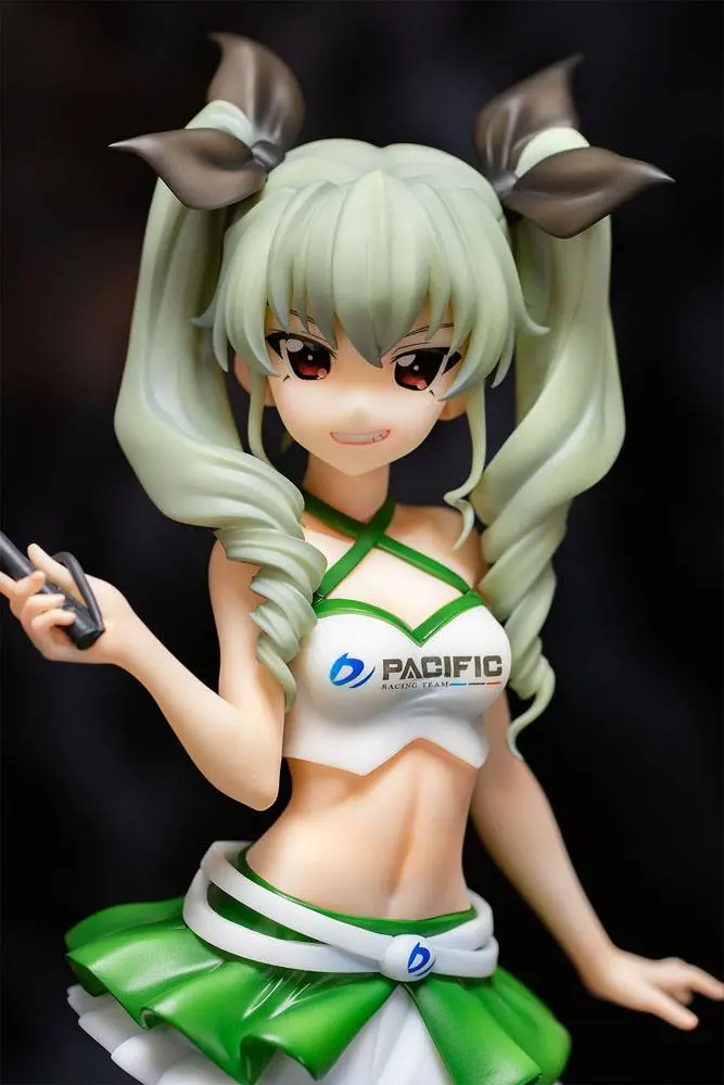 Girls und Panzer der Film x Pacific Racing Team  1/5 Anchovy Race Queen Ver. szobor figura 30 cm termékfotó