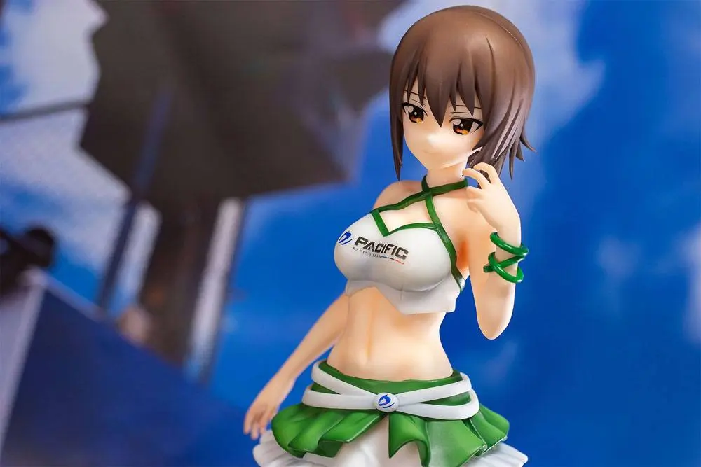 Girls und Panzer der Film x Pacific Racing Team 1/5 Maho Nishizumi Race Queen Ver. szobor figura 31 cm termékfotó