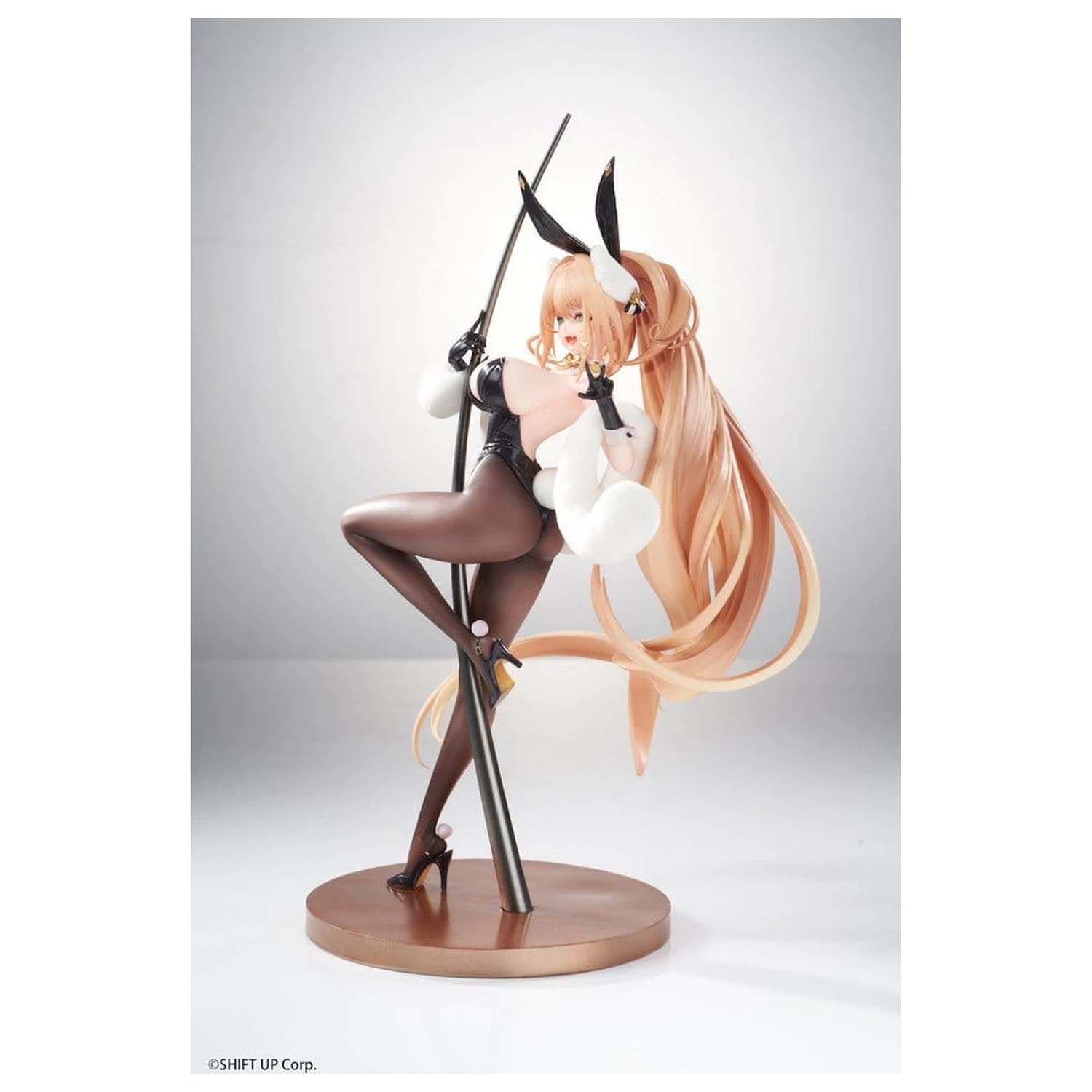 Goddess of Victory: Nikke 1/10 Rupee Rabbit Deluxe PVC figura 22 cm termékfotó
