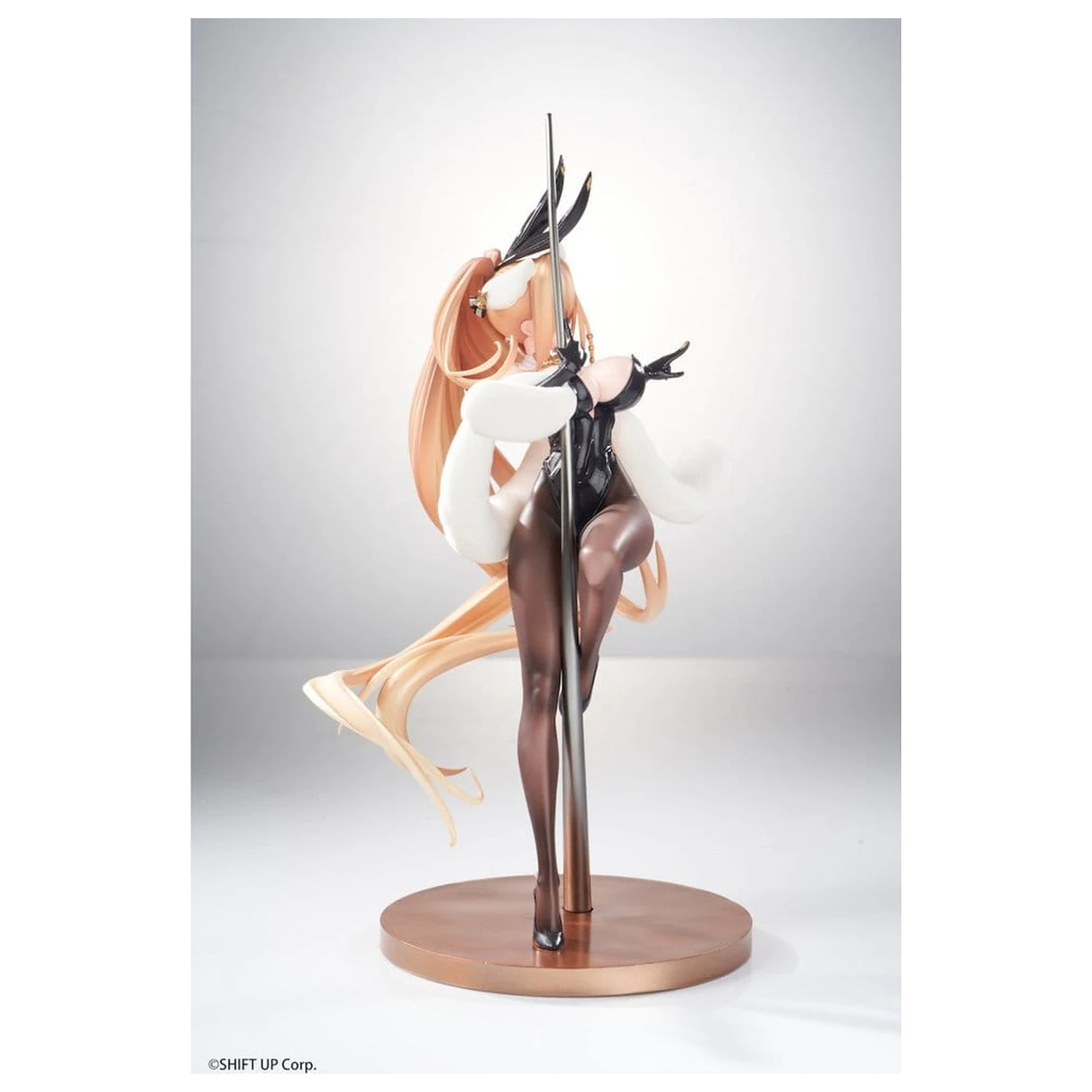 Goddess of Victory: Nikke 1/10 Rupee Rabbit Deluxe PVC figura 22 cm termékfotó