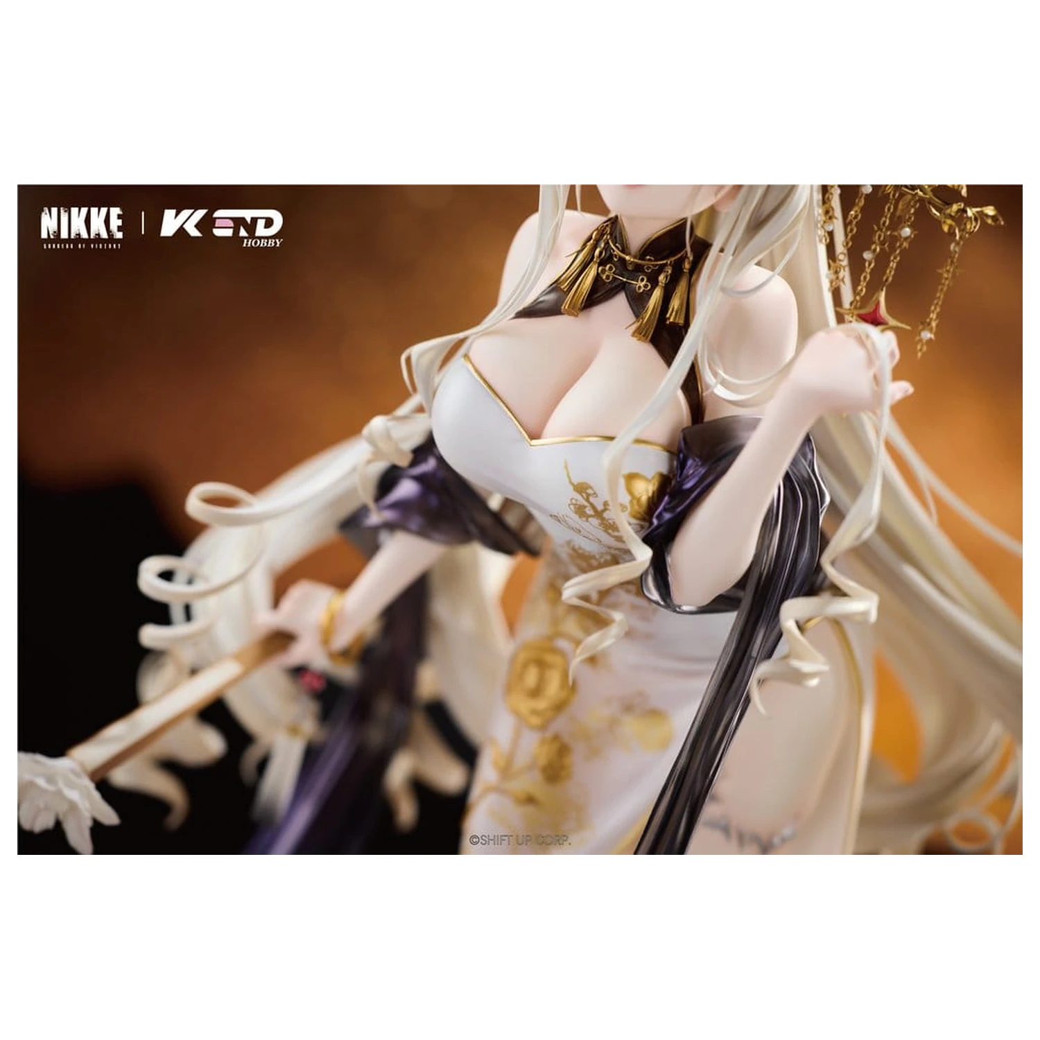 Goddess of Victory: Nikke 1/4 Crown: Glorious Flower PVC figura 38 cm termékfotó