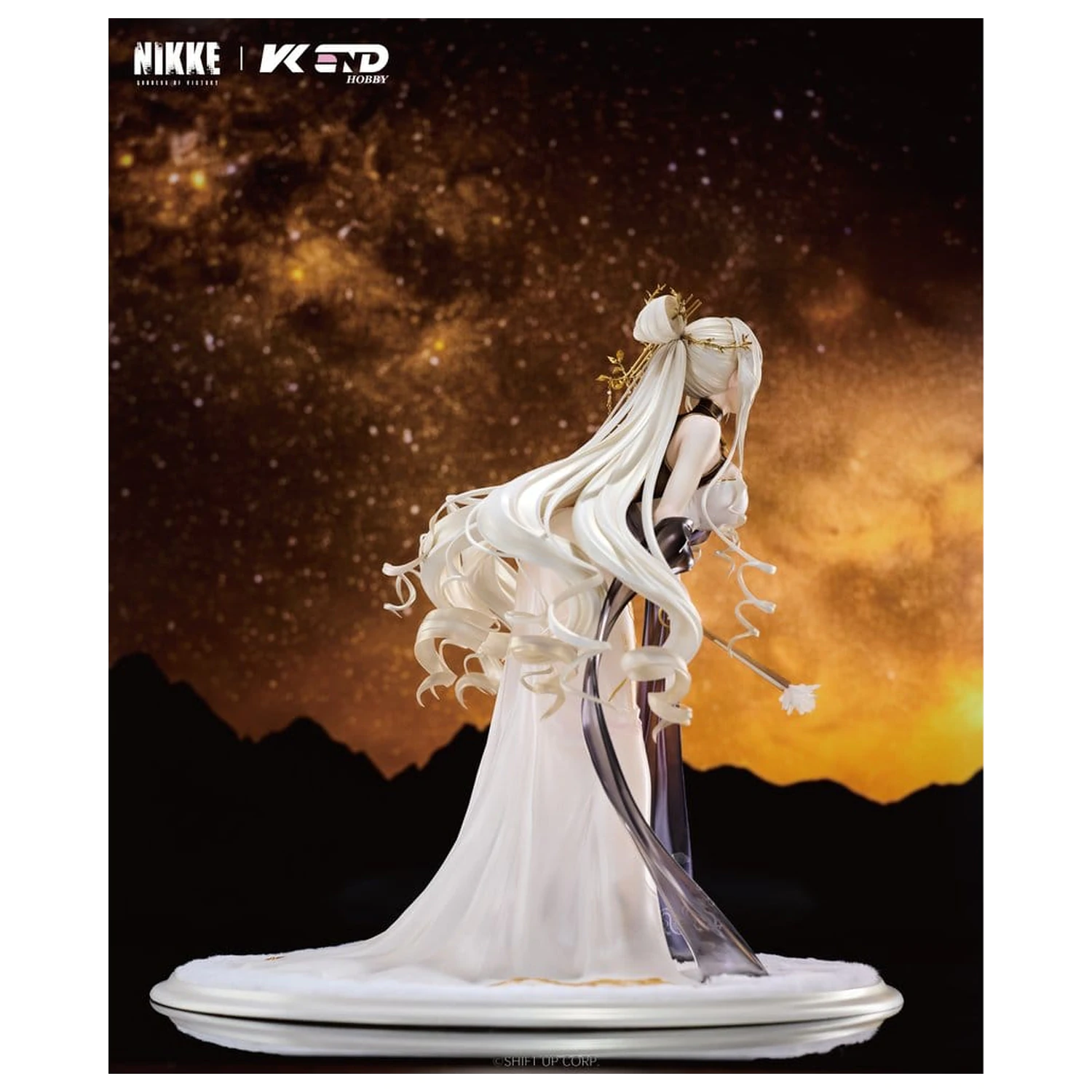 Goddess of Victory: Nikke 1/4 Crown: Glorious Flower PVC figura 38 cm termékfotó