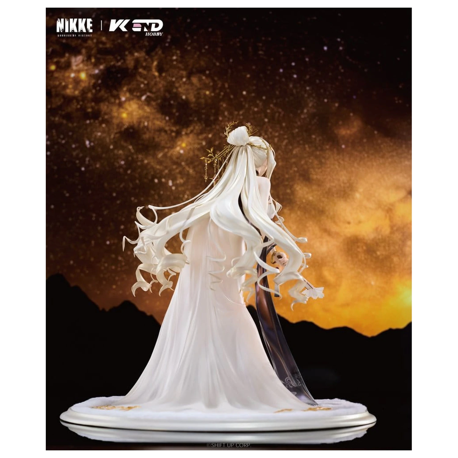 Goddess of Victory: Nikke 1/4 Crown: Glorious Flower PVC figura 38 cm termékfotó