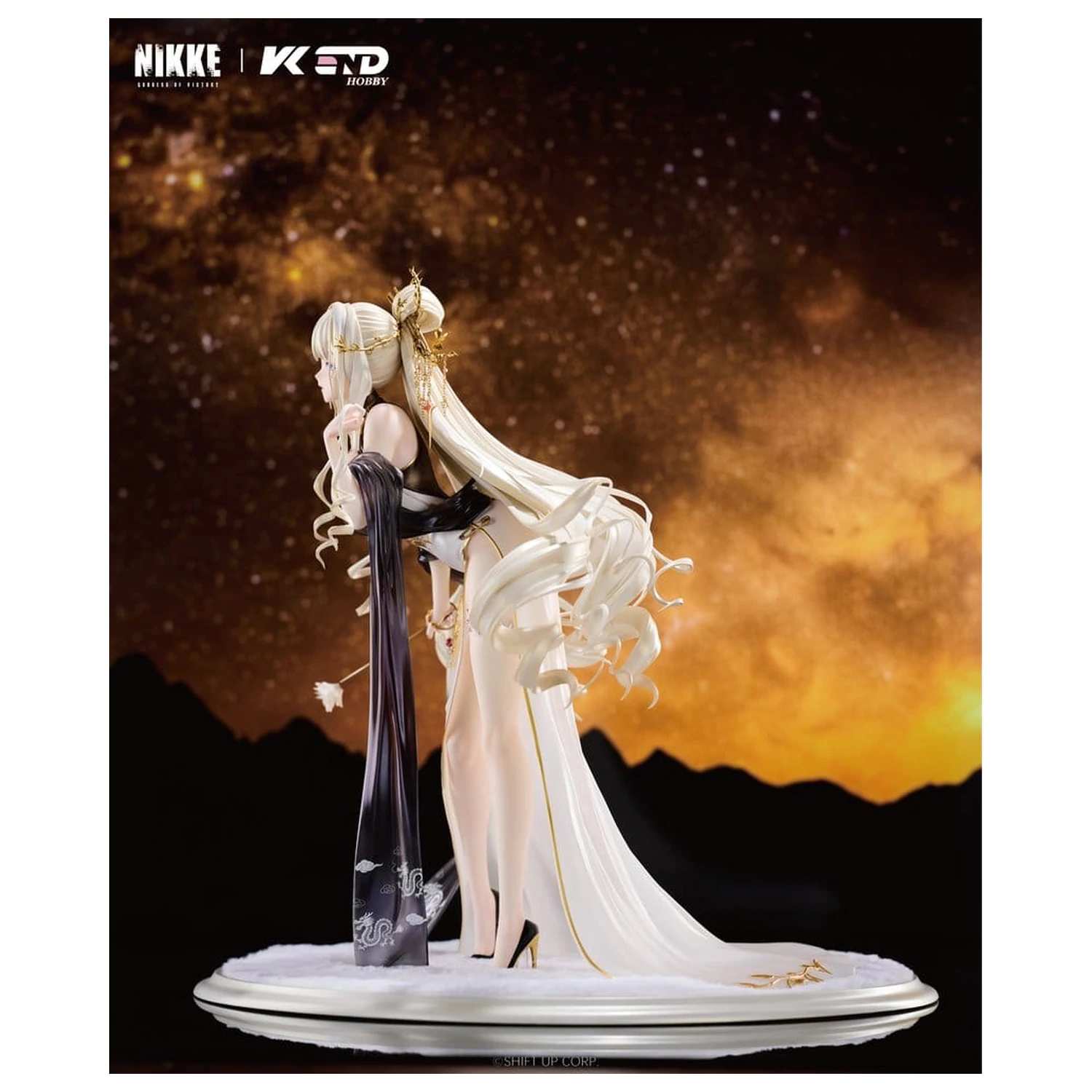 Goddess of Victory: Nikke 1/4 Crown: Glorious Flower PVC figura 38 cm termékfotó