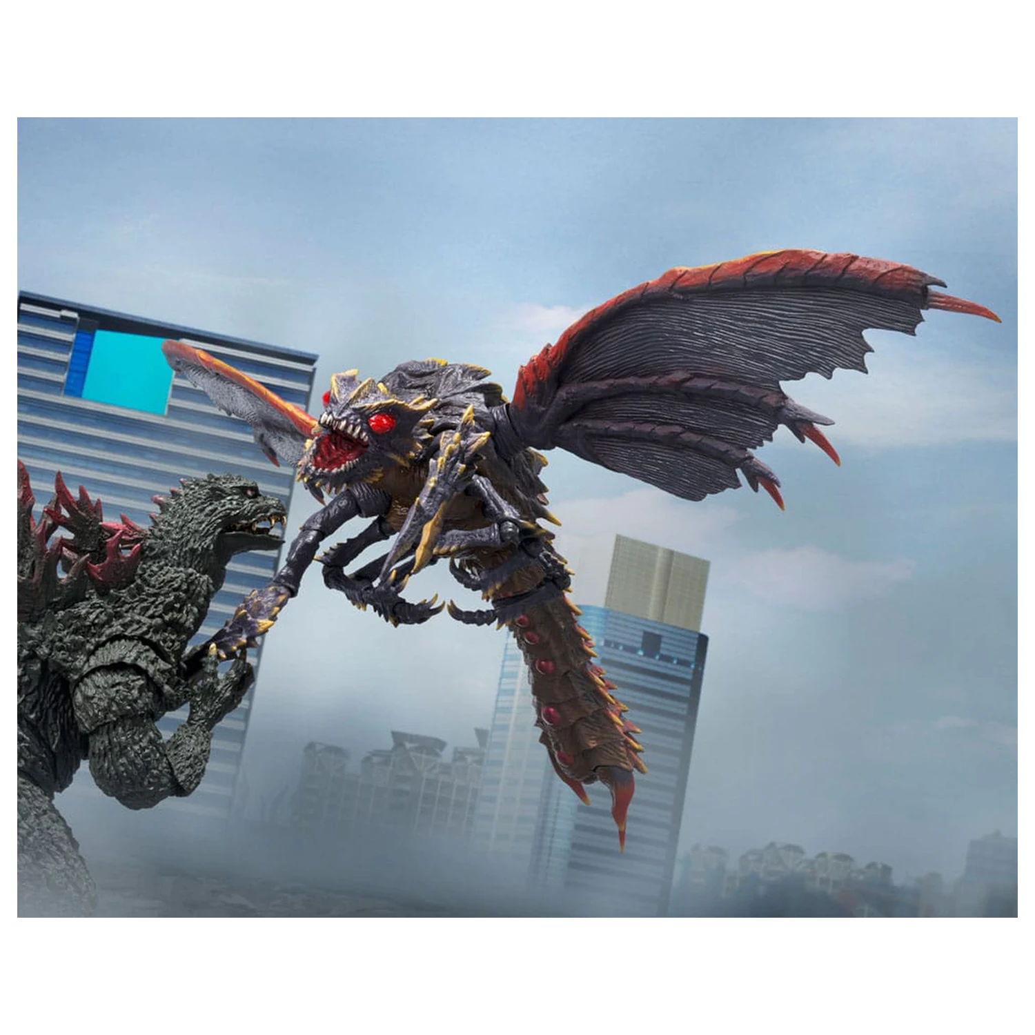 Godzilla S.H. Monster Arts akciófigura Megaguirus Evolution Set 21 cm   termékfotó