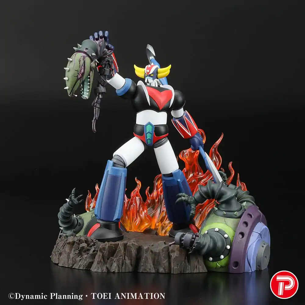 Grendizer Scene Selection 01 Grendizer a cry of Victory PVC szobor figura 14 cm   termékfotó