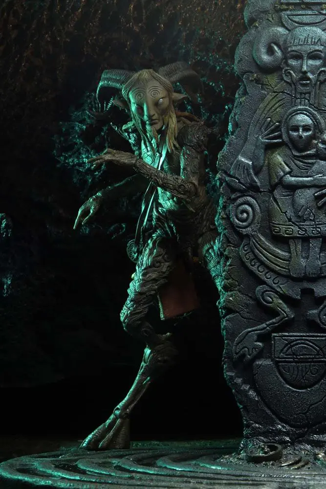 Guillermo del Toro Signature Collection Old Faun (Pan's Labyrinth) akciófigura 23 cm termékfotó